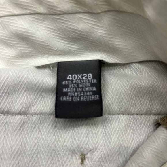 Mens’s Croft & Barrow pants - Size 40/29 - Gently worn - Picture 7 of 8